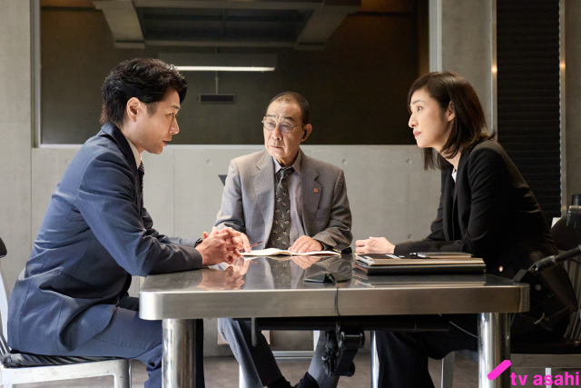 「緊急取調室」第3話。戸次重幸が演じる完璧な“山の神”とキントリが対峙