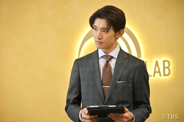 波瑠＆川栄李奈W主演「フェイクマミー」開幕！「母親になること」「仕事と子育て」リアルな思い語る