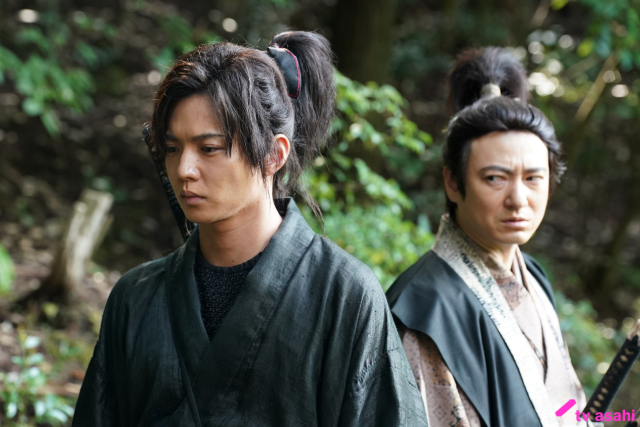 「仮面の忍者 赤影」佐藤大樹&木村慧人が“信長”EXILE TAKAHIROをヒーローだと感じた瞬間とは?