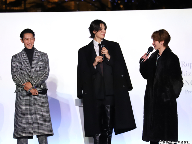 Snow Manが男性初のけやき坂イルミ点灯「ホリデーシーズンは、楽しませる側に徹したい」