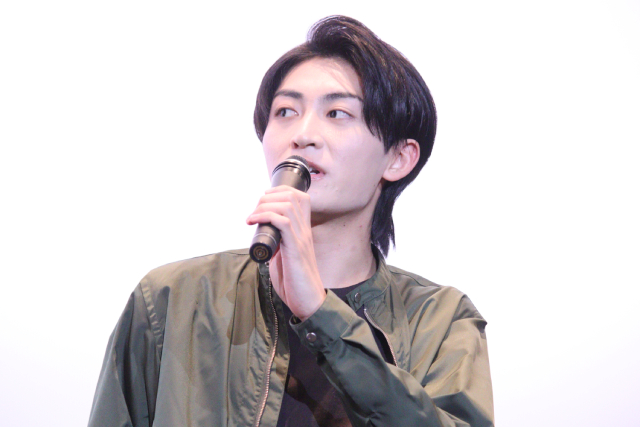 「仮面ライダーガヴ」知念英和が日野友輔の“罪深い”エピソードを暴露！「僕の靴下を…」