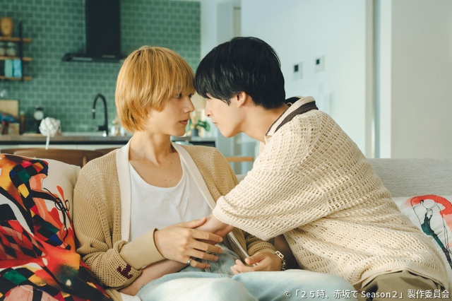 葛藤する白崎(新原泰佑)と寄り添う羽山(駒木根葵汰)「25時、赤坂で Season2」第6話