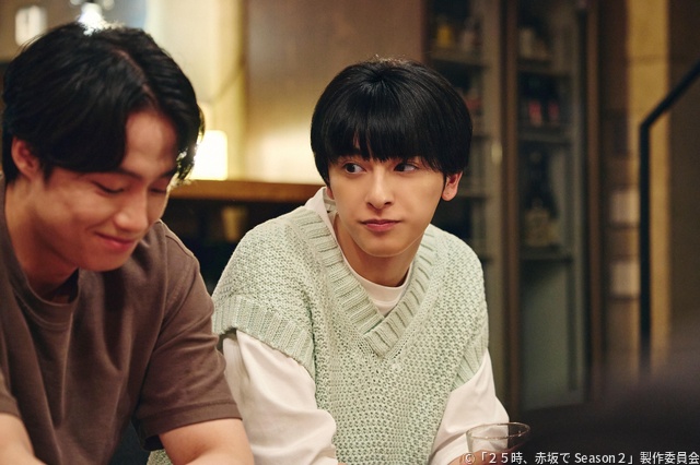 嫉妬を知った羽山(駒木根葵汰)、星空の下で交わす白崎(新原泰佑)とのキス「25時、赤坂で2」第8話