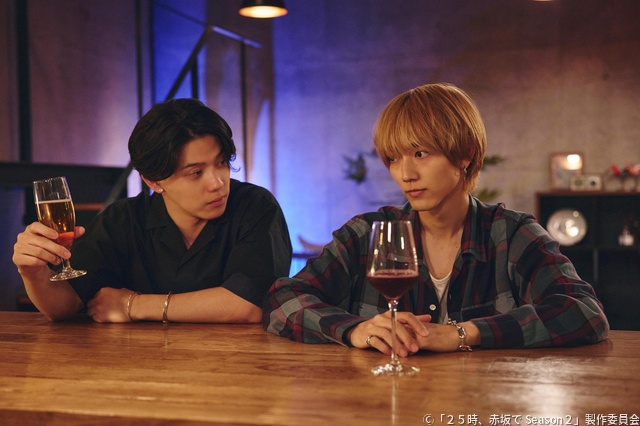 嫉妬を知った羽山(駒木根葵汰)、星空の下で交わす白崎(新原泰佑)とのキス「25時、赤坂で2」第8話
