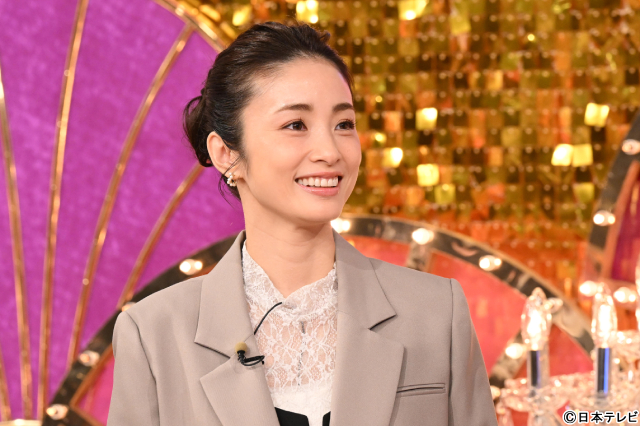 上戸彩とSixTONESが初共演で大騒ぎ！　森本慎太郎との“20年前エピソード”解禁