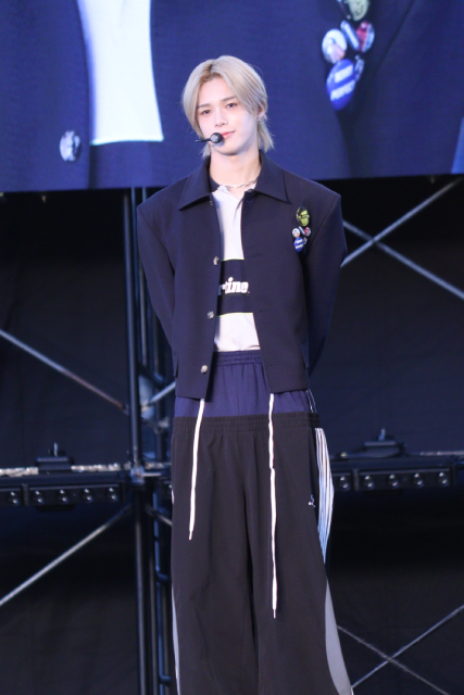 ＆TEAMが「Back to Life」日韓ダブルミリオンをLUNÉとお祝い！　ご褒美には“旅行”を熱望