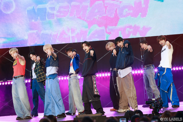 ＆TEAMが「Back to Life」日韓ダブルミリオンをLUNÉとお祝い！　ご褒美には“旅行”を熱望