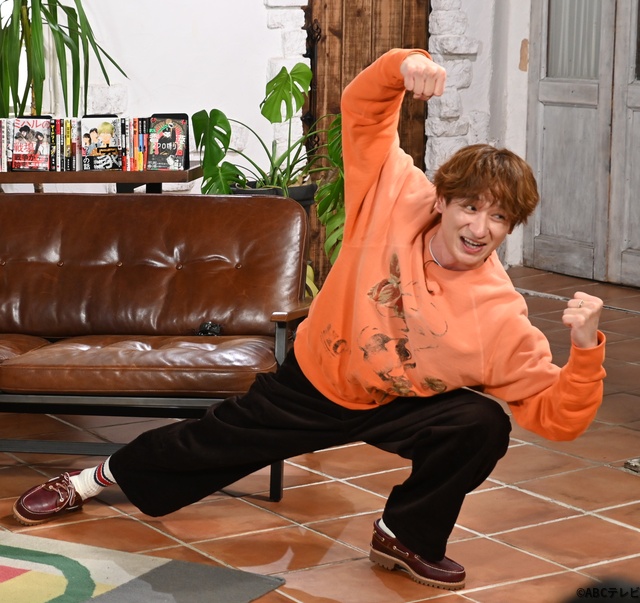 宮田俊哉が漫画「刃牙」作者・板垣恵介氏と夢の共演!「同じソファに座って緊張した(笑)」