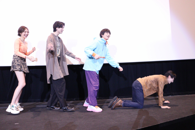 Vシネクスト「仮面ライダーガヴ」知念英和、日野友輔らがクリスマスにほしい物とは？