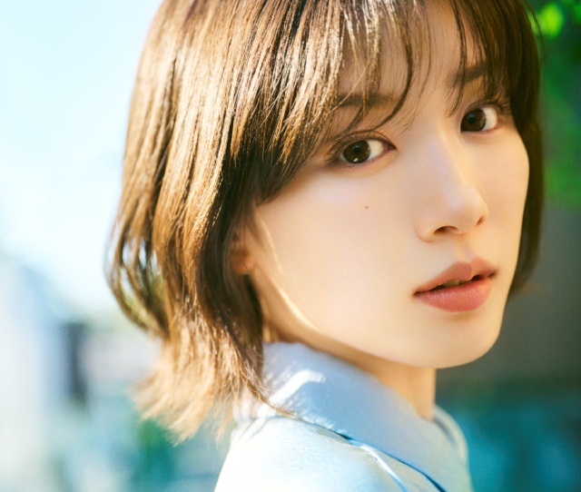 永野芽郁がロングヘアをバッサリ切ってNetflix映画「僕の狂ったフェミ彼女」で主演