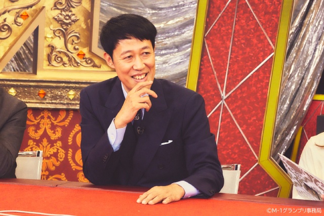 「M-1」レジェンドたちの秘話が盛りだくさん！　“ロン毛”vs“メガネ”のクイズ対決