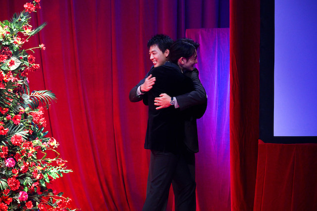 竹内涼真と町田啓太の熱いハグ！「10DANCE」で見せた“覚悟と愛”