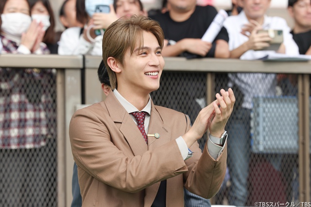 「ザ・ロイヤルファミリー」中川大志が明かす、“二世同士の馬主”目黒蓮との適度な距離感