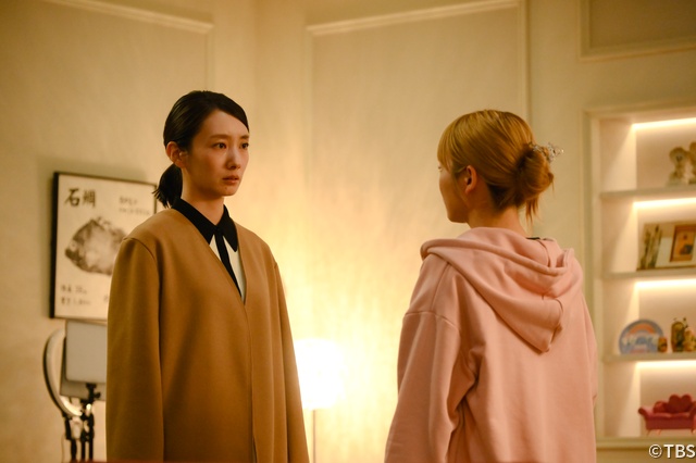 波瑠×川栄李奈「フェイクマミー」、制作陣が語る最終回への思い「見た人だけのご褒美がある」