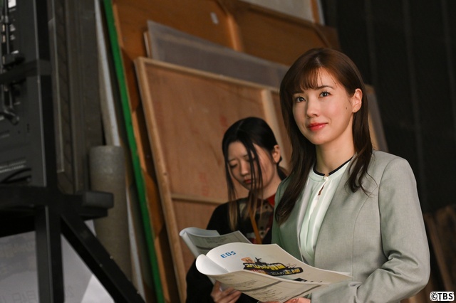 阿部サダヲ百変化? 江口のりこ“女性総理候補”誕生の背景「ふてほど」SPの裏側を磯山Pが語る