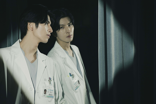 「顔のない患者」主演・長谷川慎、“命の選別”と向き合う医師役に挑んで感じることとは?