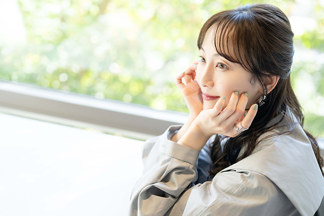 松井玲奈 全編書き下ろしの最新エッセイにつづった“幸せの瞬間”