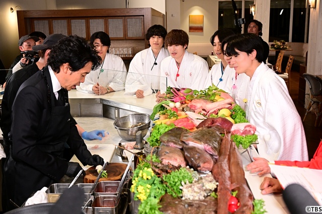 SixTONES6周年×大泉洋30周年、「6SixTONES」でダブルはちゃめちゃお祝い!