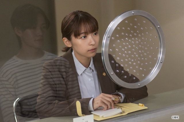 松山ケンイチ主演「テミスの不確かな法廷」第2話。小野崎を演じる鳴海唯からコメント到着!