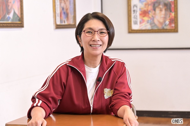 目黒蓮が「初耳学」人気企画・なかやまきんに君先生の熱血授業に緊急参戦! Wパワーに腹筋チェックも