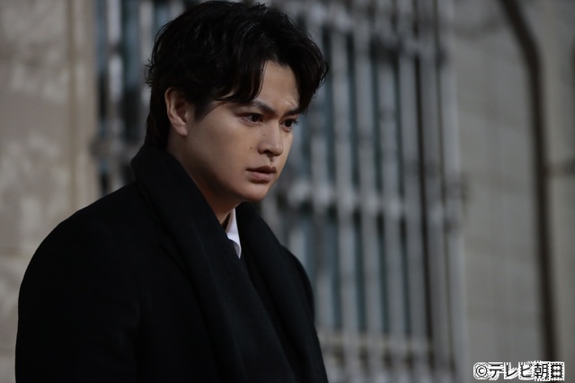 江口のりこ演じる南良が、淳一（竹内涼真）ら同級生4人を追い詰める…！「再会」第3話放送