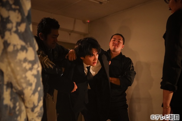 笹野耕一(佐野勇斗)が暴走の果てに絶体絶命!? 「おコメの女」第4話が緊迫展開へ