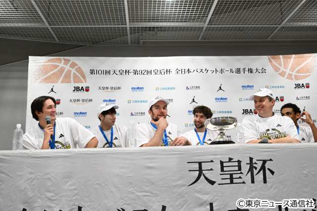 チーム一丸！　アルバルク東京が9人でつかみ取った天皇杯優勝！