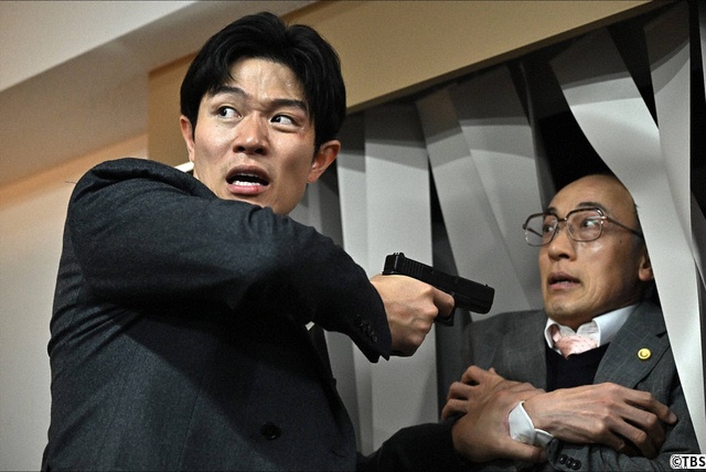 鈴木亮平×戸田恵梨香「全員がうそをついている」10年ぶり共演で挑む「リブート」インタビュー