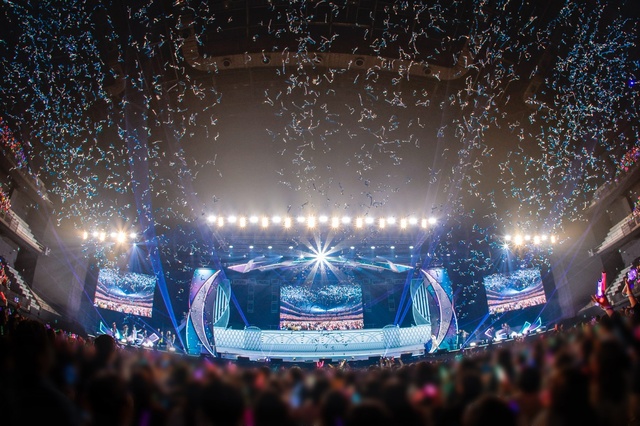 小野賢章ら出演キャスト&アイドルたちとお祝い!『アイドリッシュセブン10周年イベント』リポート