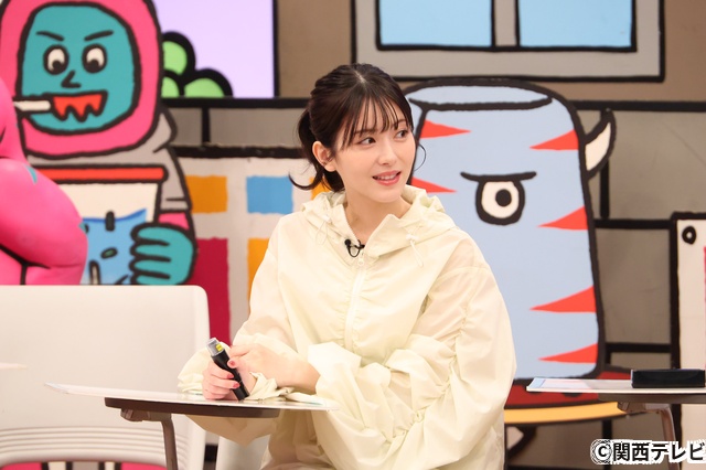 浜辺美波＆目黒蓮「華大さんと千鳥くん」スパイ企画に参戦！　目黒の“謎ポーズ”に疑いの目が…