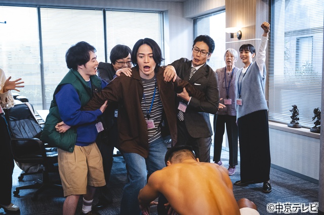 菊池風磨主演「こちら予備自衛英雄補?!」第5話放送！　脱獄囚・シロタ（奥野瑛太）が防衛省へ