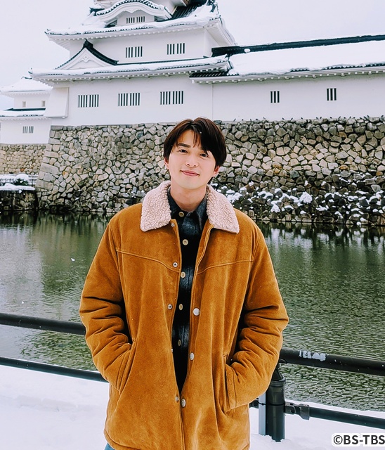 白洲迅が「美しい日本に出会う旅」で富山へ。氷見ブリを堪能し「表情に出ていると思う（笑）」