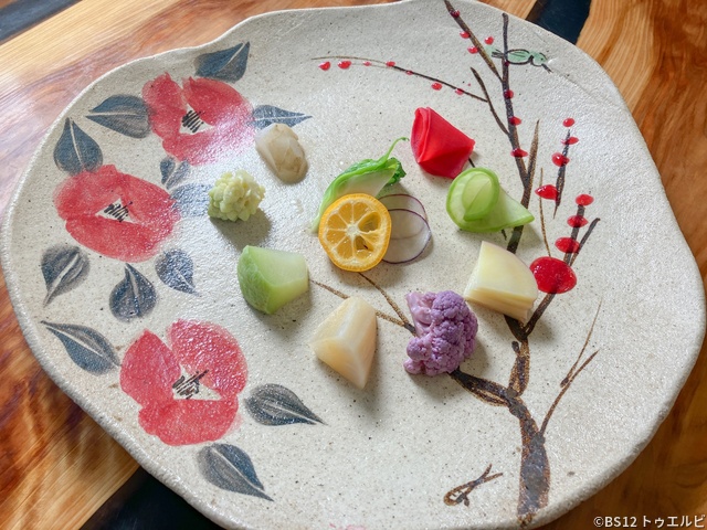 BS12「食旅一会」、料理の世界観も演出する“芸術”の一皿に出合う