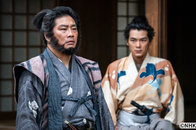 小栗旬の信長が“脚本を超えた”松川CPが語る「豊臣兄弟!」第6回の舞台裏と今後の展開
