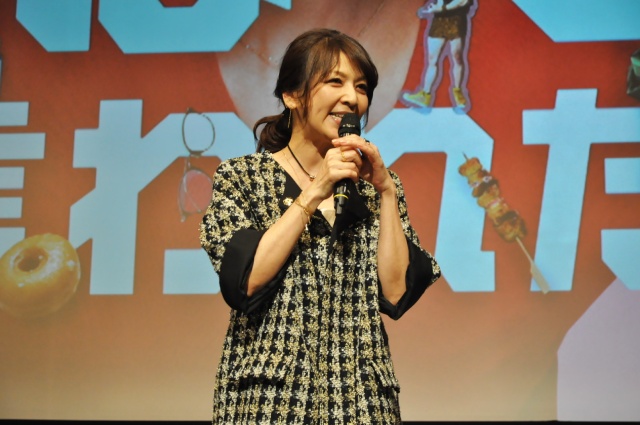 飯島直子が主演ドラマ「こなおば」完成イベントに登壇。「年を重ねるって本当に素晴らしい！」