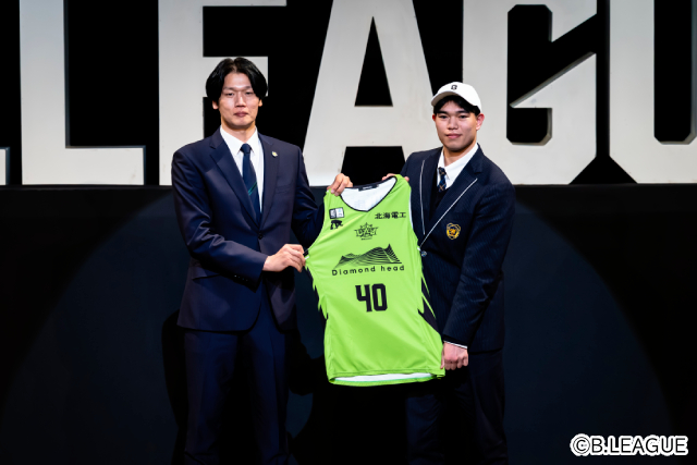 Bリーグ初のドラフト会議開催。指名選手たちの笑顔と声をお届け！