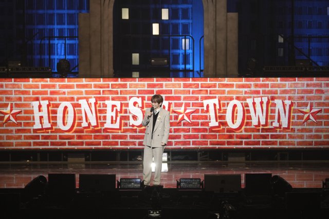 EXILE NAOTO、ソロ初の武道館公演を開催！　ステージに込めた熱い思い「ダンスの可能性を広げたい」