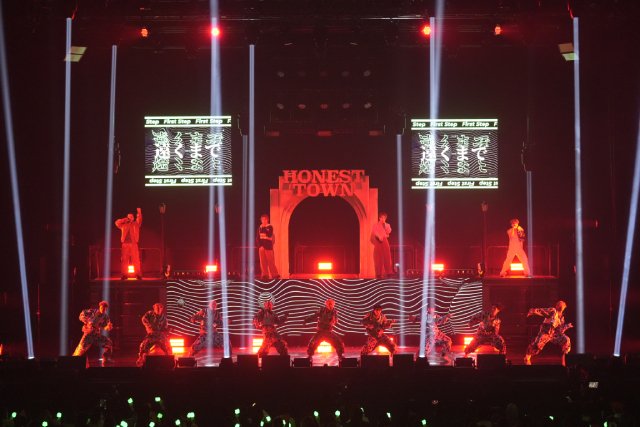 EXILE NAOTO、ソロ初の武道館公演を開催！　ステージに込めた熱い思い「ダンスの可能性を広げたい」