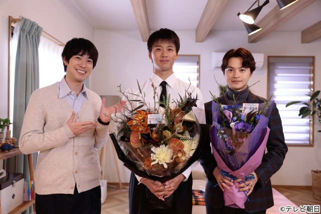 考察熱が最高潮の竹内涼真主演「再会」同級生4人が笑顔でクランクアップ!