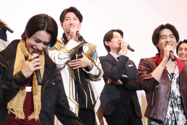 「ゴジュウジャー」冬野心央＆「ブンブンジャー」井内悠陽の“天然”コンビが新生活にエール贈る