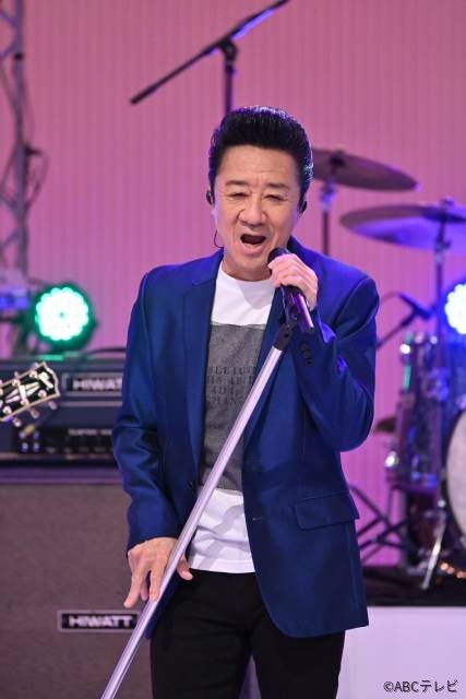 HOUND DOG参戦で名曲対決　堤幸彦監督×M-1王者たくろうも挑む「格付けチェック」春SP