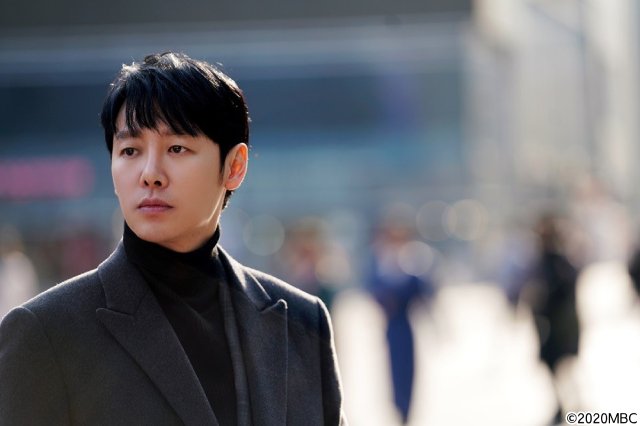 ムン・カヨン×キム・ドンウクが紡ぐラブロマンス「その男の記憶法」BS12でスタート