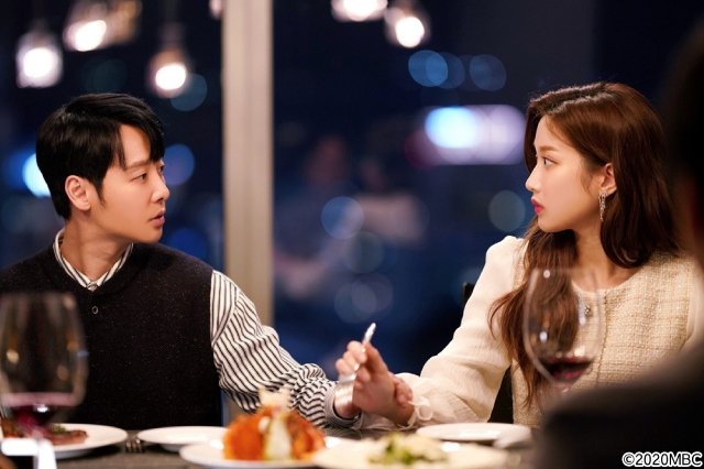 ムン・カヨン×キム・ドンウクが紡ぐラブロマンス「その男の記憶法」BS12でスタート