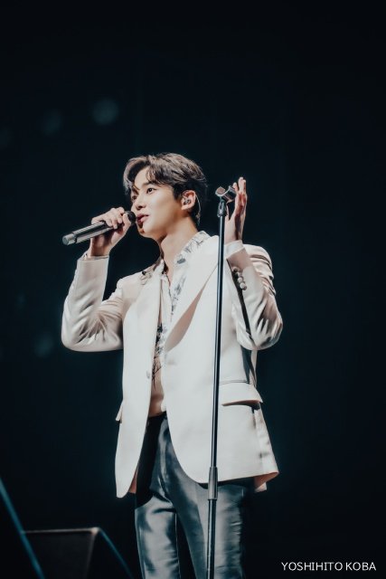 チョン・ヘインのファンミ、ロウンのベストライブセレクションをTELASAで独占配信