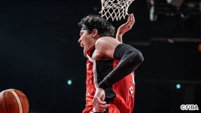 桶谷ジャパンが“聖地”沖縄で初勝利!!「拓実×ホーキンソン」の強力コンビが躍動！