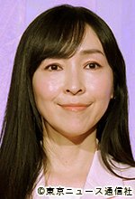 「月夜行路 ―答えは名作の中に―」会見：麻生久美子／沢辻涼子