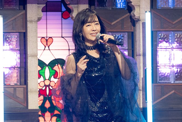 早見優が「鶴瓶のええ歌やなぁ」に登場！　誘惑光線に鶴瓶も「クラッ」!