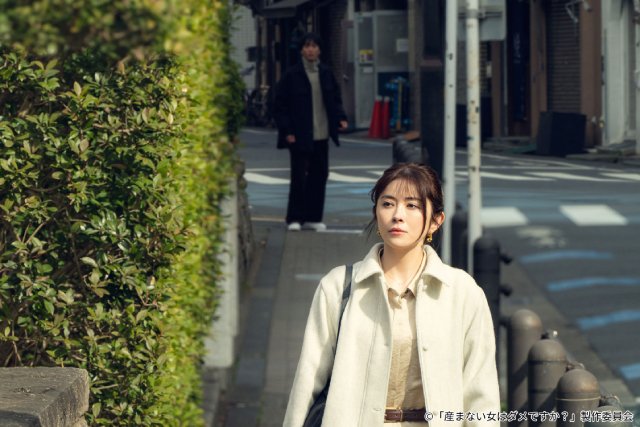 宮澤エマ主演の衝撃作「産まない女はダメですか?」第1話の見逃し配信再生数が100万回を突破