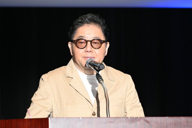 秋元康プロデュースの男性アイドルグループ・Cloud tenがお披露目！　30人集結で楽曲も披露