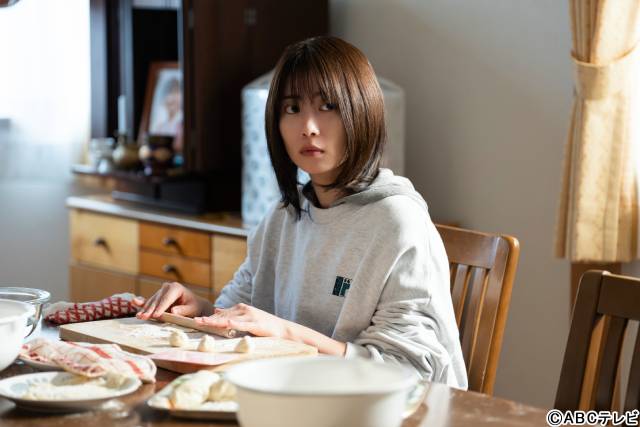 畑芽郁＆志田未来「エラー」脚本家・弥重早希子氏がさらなるヒリヒリ・ハラハラ展開を予告！